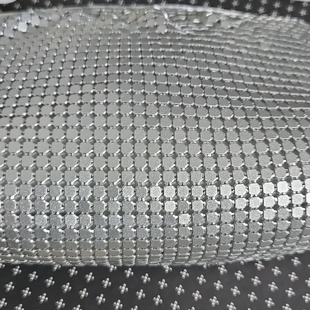 Vintage Silver Metal Mesh Chainmail Evening Bag Clutch Wristlet